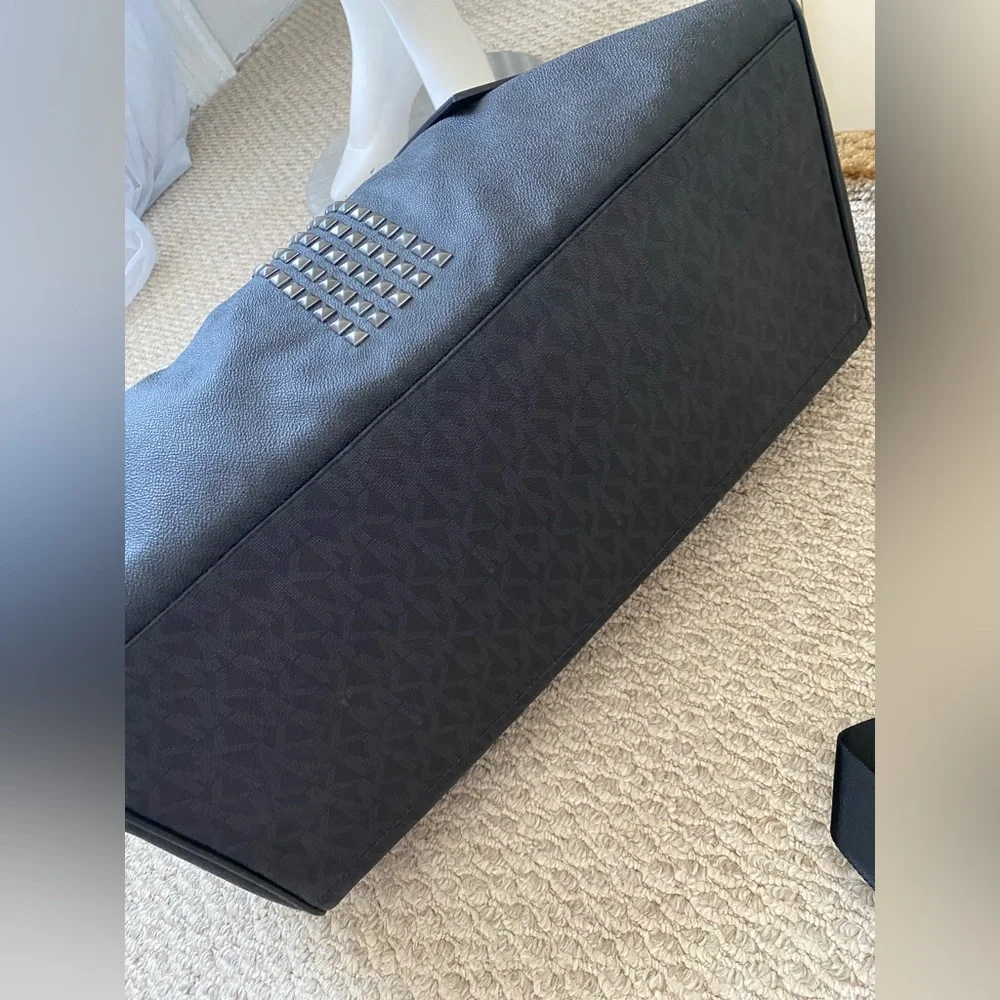 MICHAEL KORS Jet Set Travel Studded Large Duffle - Picture 11 of 14